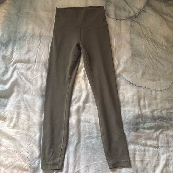 Lululemon Grey Sage Wunder Train Pant 25” 4 - Picture 2 of 2